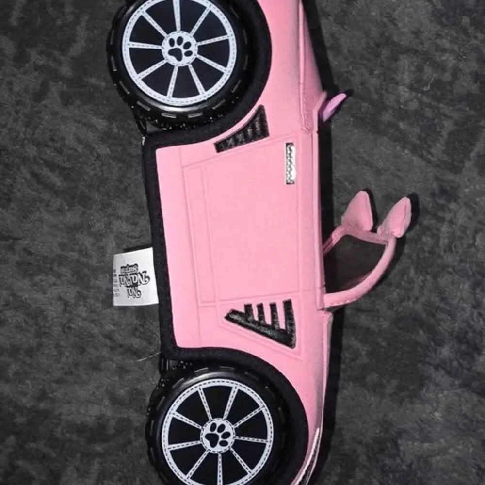 Na! Na! Na! Surprise Soft Plush Convertible Car